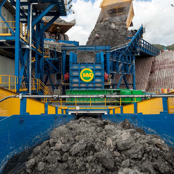 MMD in-pit sizing and conveying system