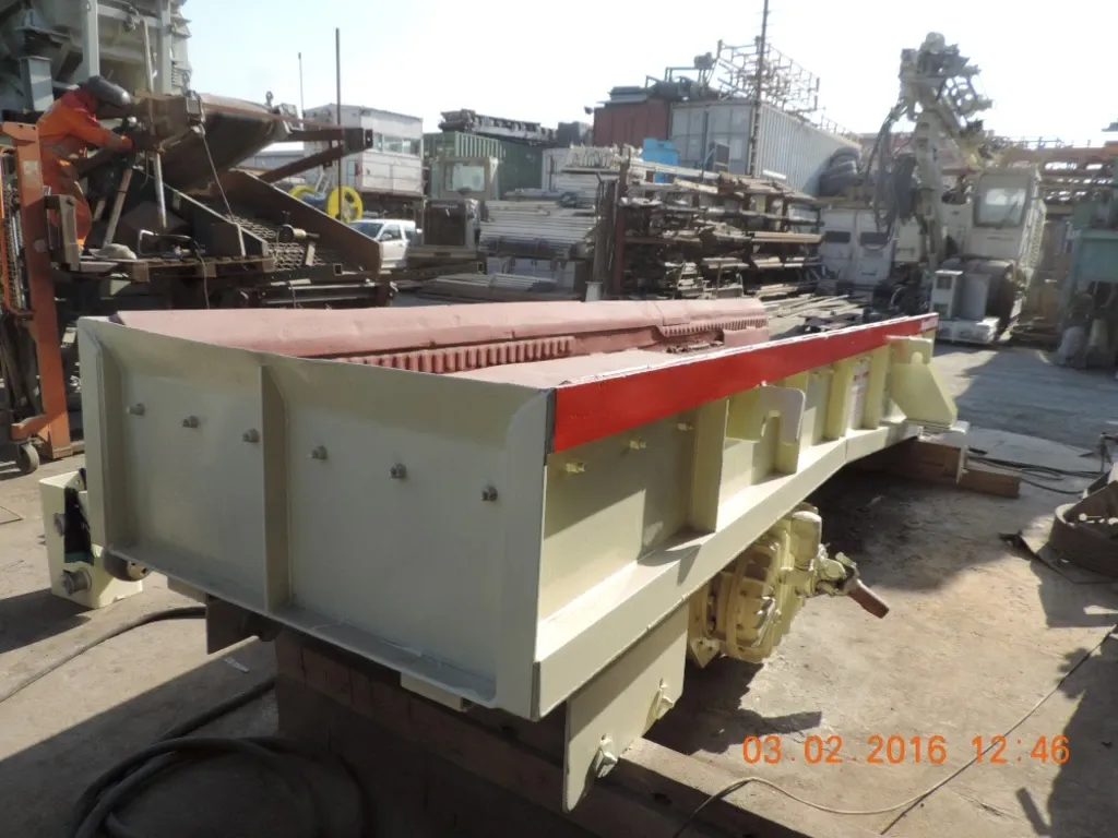 Bergeaud ATV alimentador vibratorio de precribado