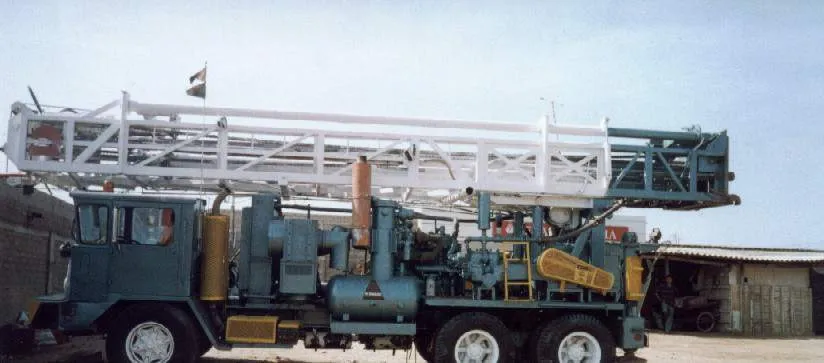 Perforadora Driltech D40K Rotadrill sobre camión