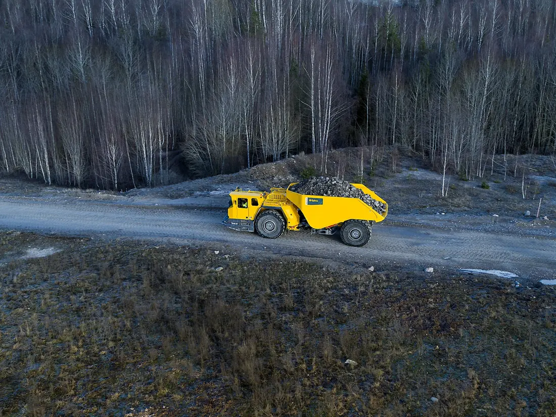 Imagen oficial del camión minero subterráneo Epiroc Minetruck MT65 S