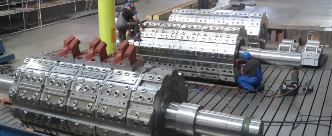 Rodillos TAKRAF durante fabricación en Lauchhammer